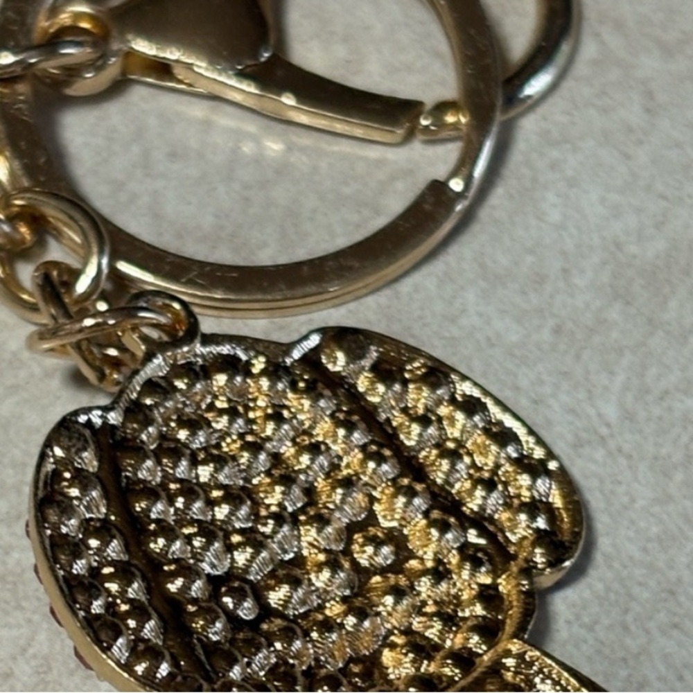 Sparkling Puppy Pendant Necklace - Picture 4 of 6